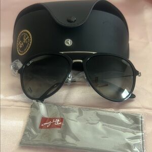 Ray-Ban Black Sunglasses Classic Accessories